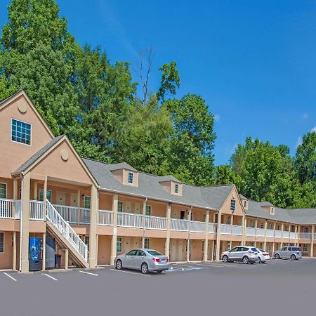 Days Inn By Wyndham Canton Exterior photo